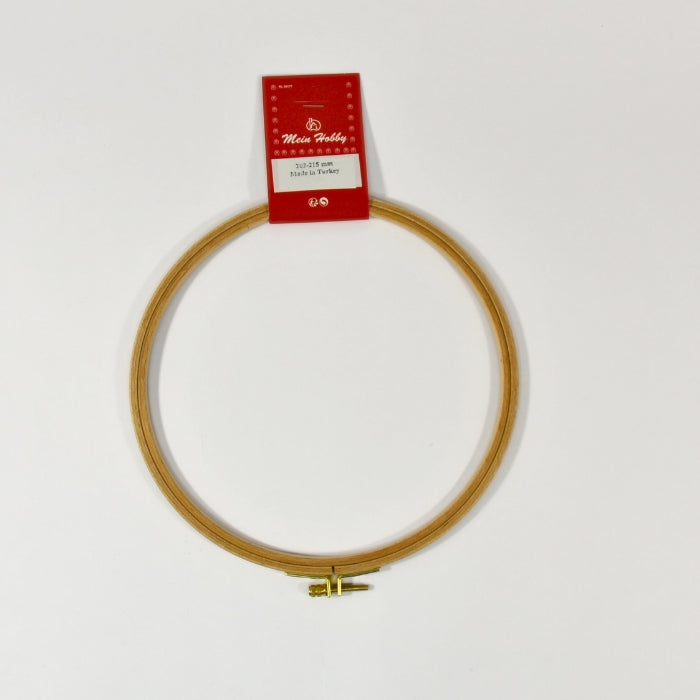 215mm (8')