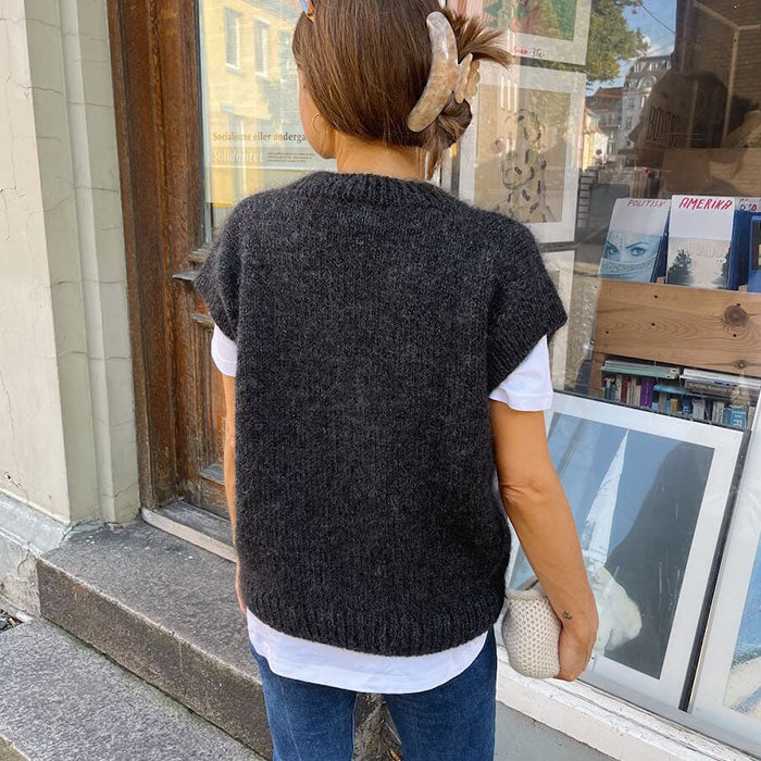 PetiteKnit Weekend Slipover V-Neck Kit