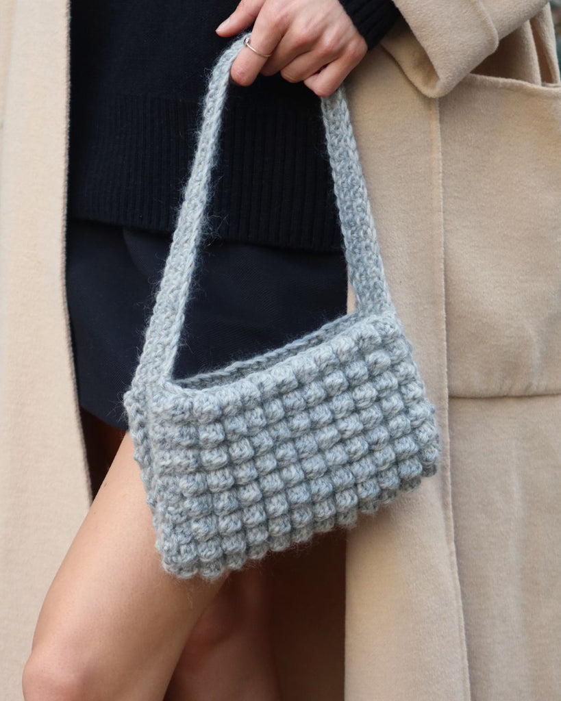 How to Crochet a Bobble Stitch Bag