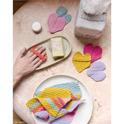 Patons Big Book Of Small Projects Knit 1322