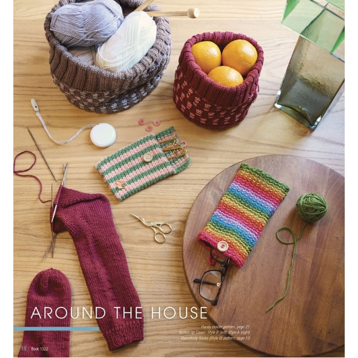 Patons Big Book Of Small Projects Knit 1322