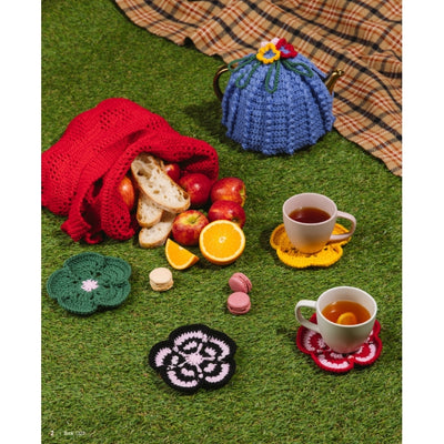 Patons Big Book Of Small Projects Crochet 1323