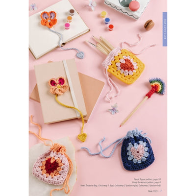 Patons Big Book Of Small Projects Crochet 1323