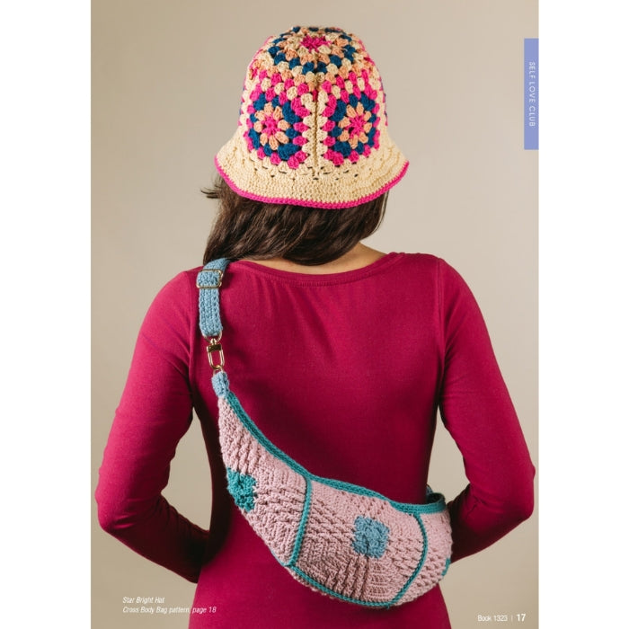 Patons Big Book Of Small Projects Crochet 1323