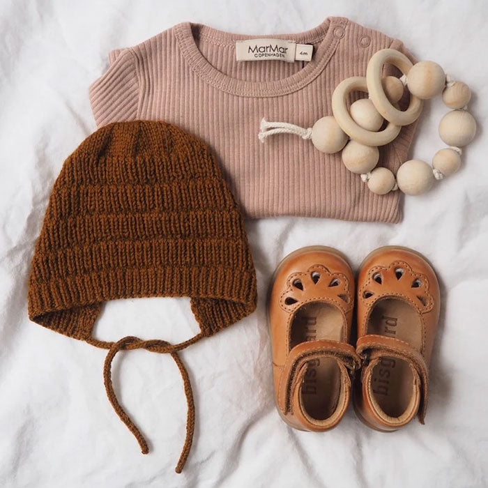 PetiteKnit Anker's Bonnet Pattern Booklet