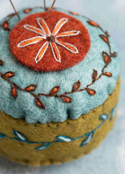 Corinne Lapierre Embroidered Scissors Pouch and Pin Cushion Felt Craft Mini Kit