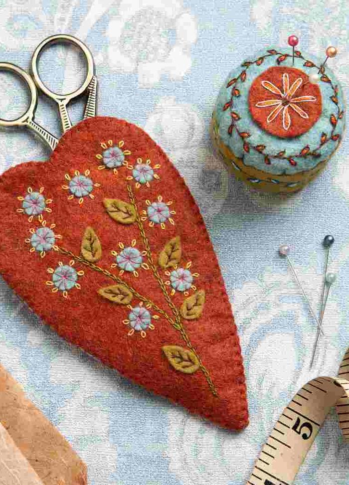 Corinne Lapierre Embroidered Scissors Pouch and Pin Cushion Felt Craft Mini Kit