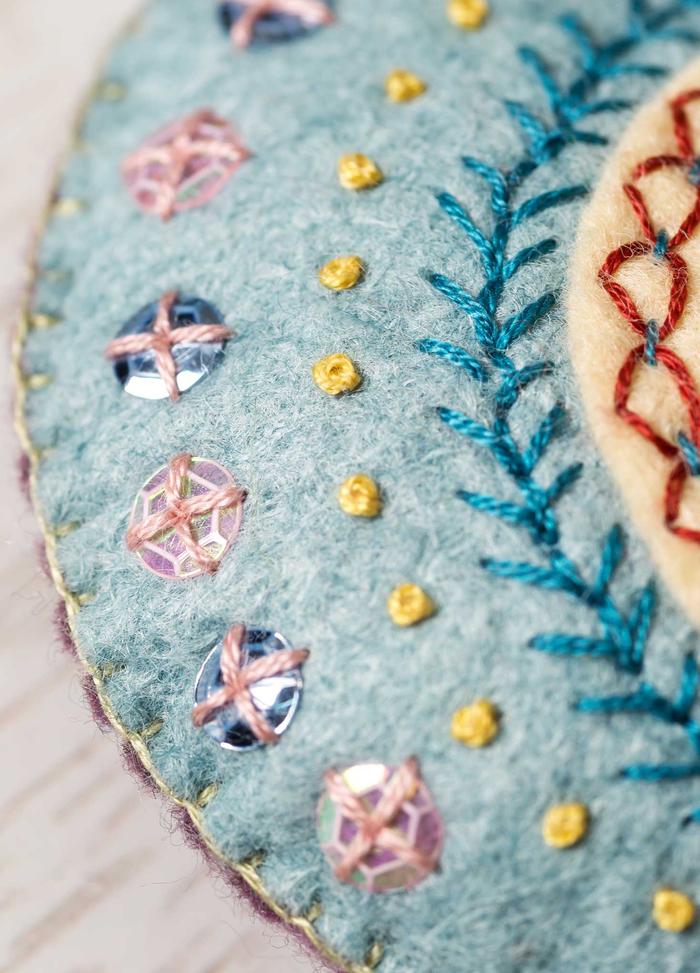 Corinne Lapierre Embroidered Heart Felt Craft Mini Kit