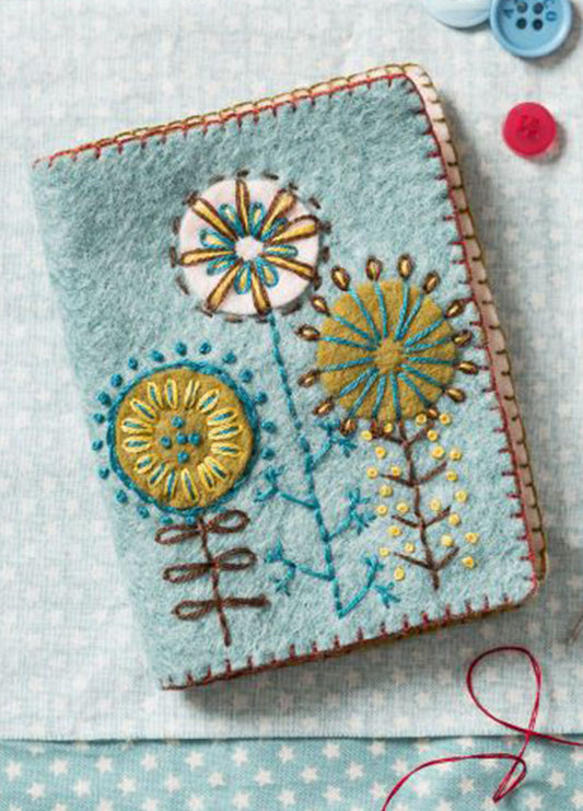 Corinne Lapierre Needle Case Felt Craft Mini Kit
