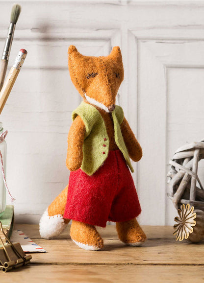 Corinne Lapierre Fergus Fox Felt Craft Kit