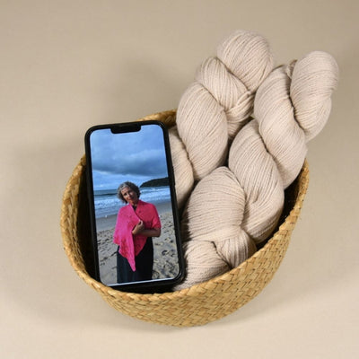 Vera Loves Knitting Fronde Shawl Kit