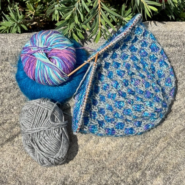 Oliphant Kat Homecoming Honeycombs Beanie Kit