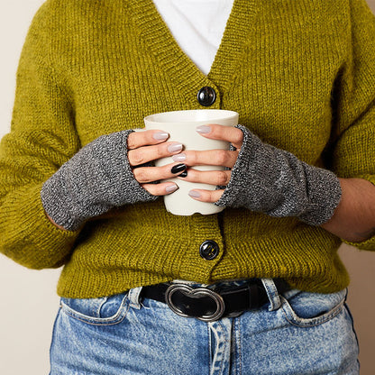 Hunter Fingerless Gloves Kit