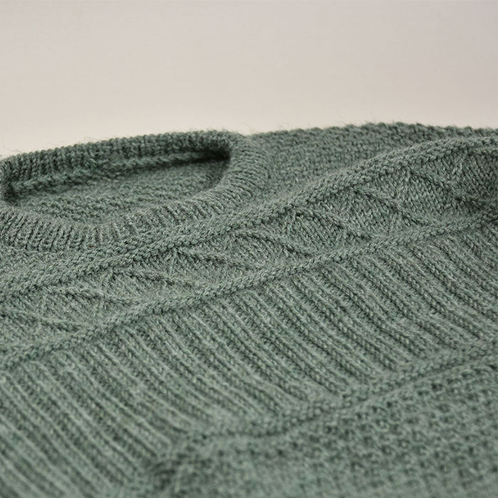 PetiteKnit Ingrid Sweater Man Kit