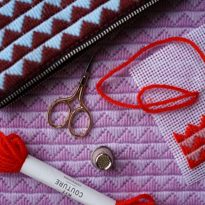 Kit Couture Uunartoq Embroidery Pencil Case Kit