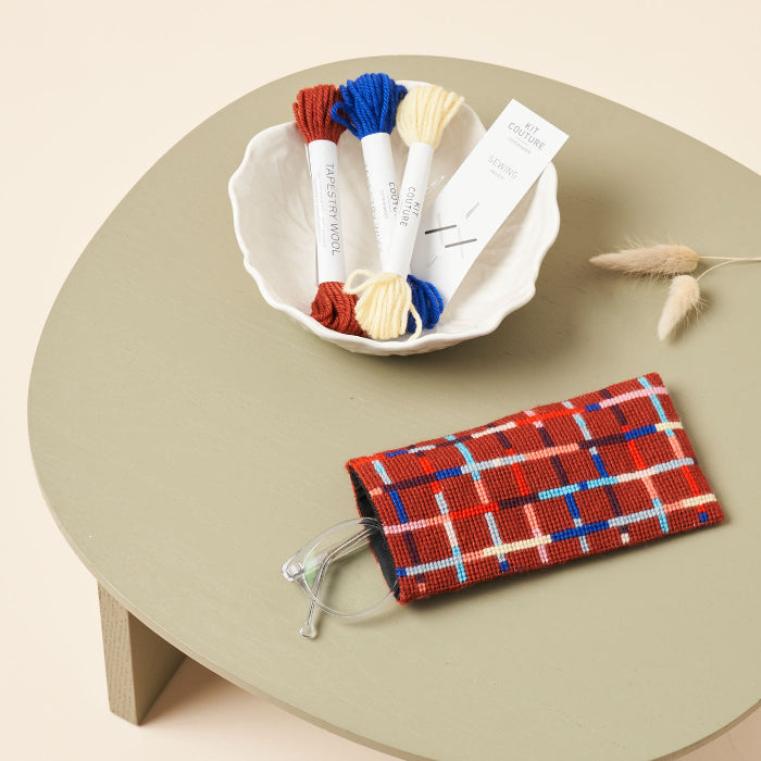 Kit Couture Gotland Embroidery Eyeglass Case Kit