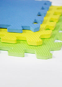  Four vibrant puzzle pieces on a white background, easily interlocking to create various shapes for projects of different sizes.