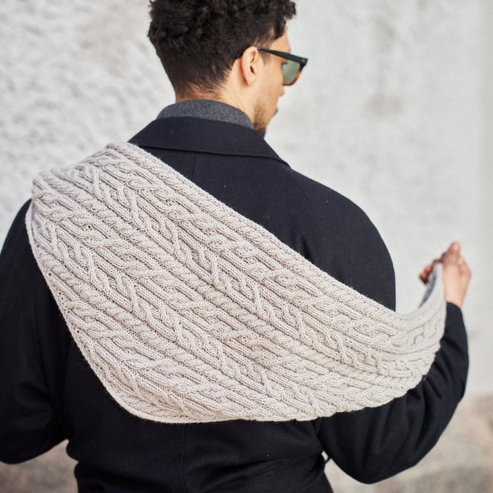 Laine Foundations: 20 Knitted Accessories