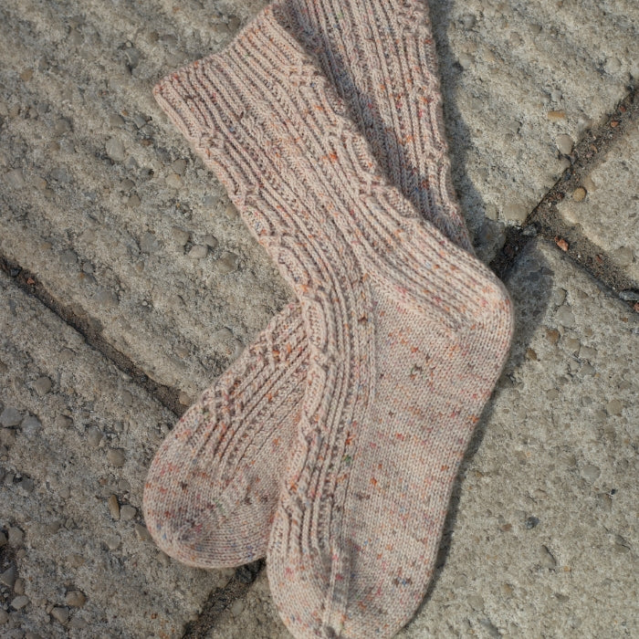 Laine Foundations: 20 Knitted Accessories