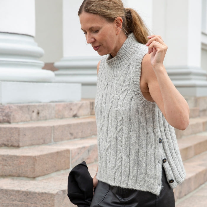 Laine Nordic Chic: Knitting a Modern Wardrobe