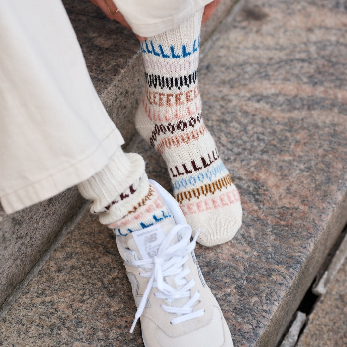 Laine Nordic Chic: Knitting a Modern Wardrobe