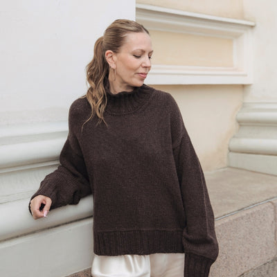 Laine Nordic Chic: Knitting a Modern Wardrobe