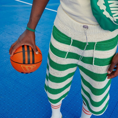 Hook Out!: Fresh Crochet Wear by Molla Mills