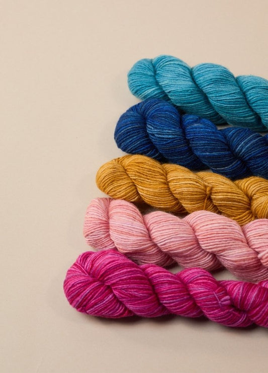 Manos Del Uruguay Manos Fino Mini Skeins 4 Ply