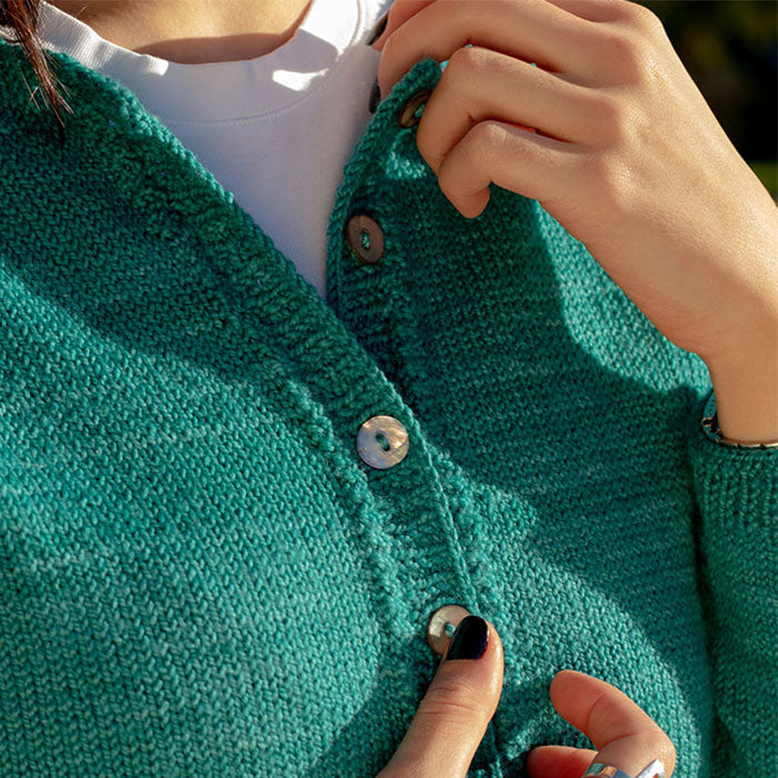 Manos Montevideo Cardigan Kit
