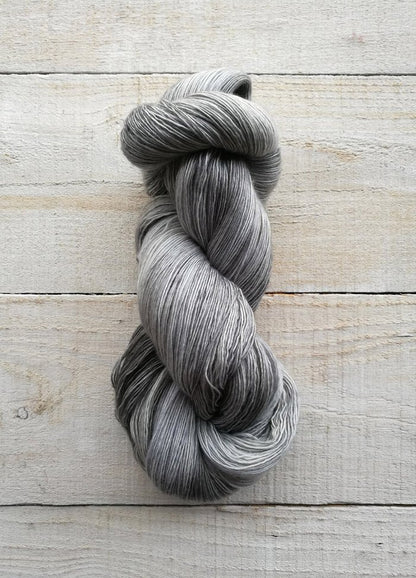 N0045 Luna