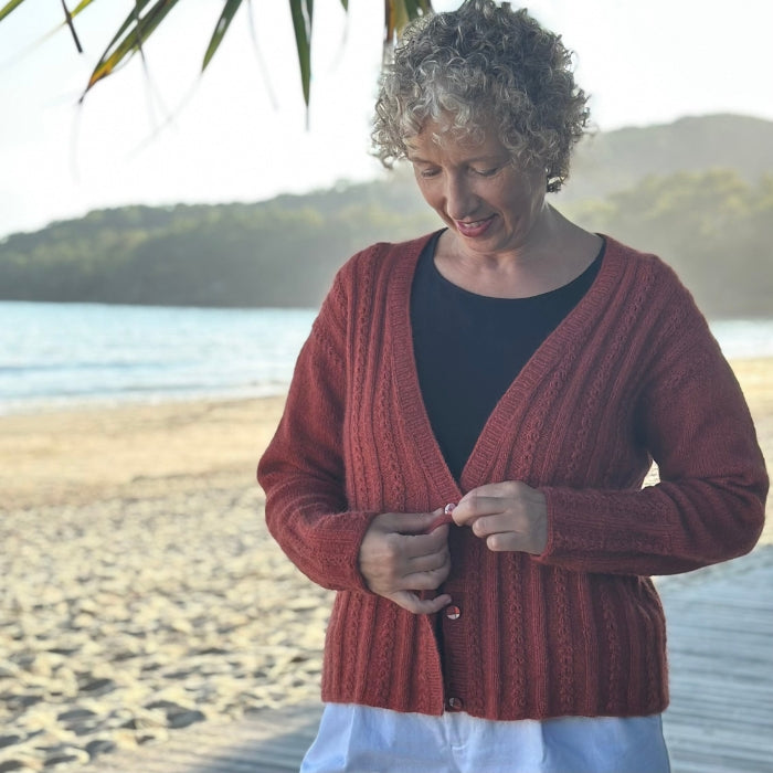Vera Loves Knitting Noosa Cardigan Kit
