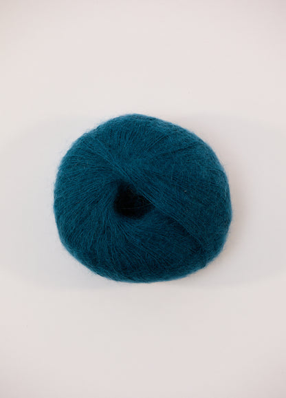 671 Peacock
