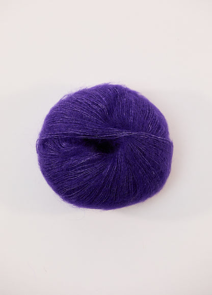 699 Violet