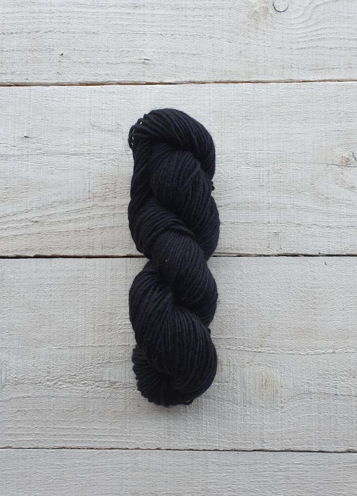 SB3008 Black