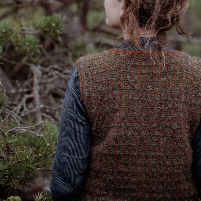 Laine The Island and the Forest: A Knitted Correspondence