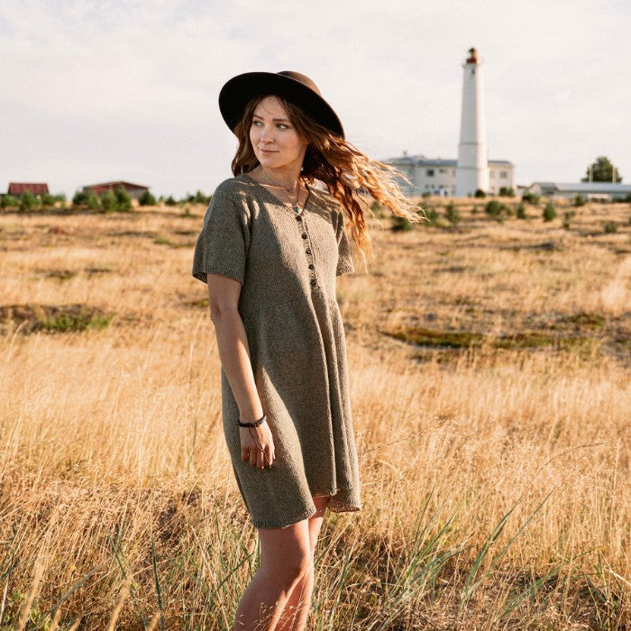 Laine Unfolding Landscapes: 17 Knits for the Road