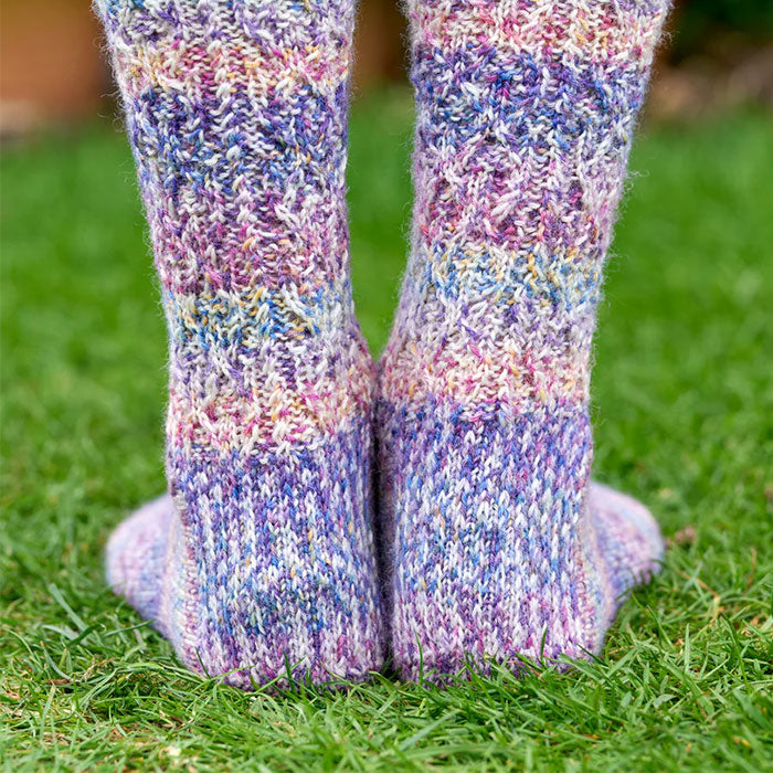 WYS Flutter Textured Socks Kit