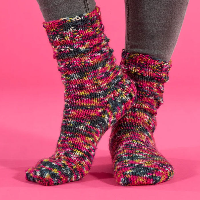 WYS Sound Waves Socks Digital Pattern