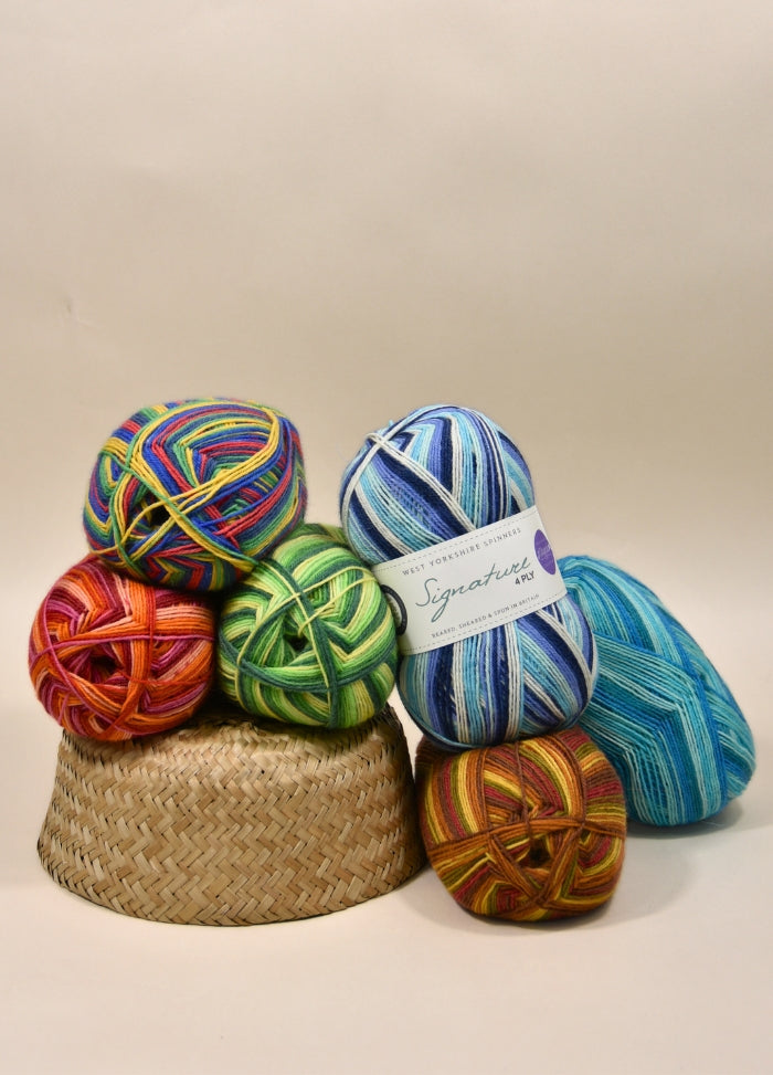 West Yorkshire Spinners Signature 4 Ply Winwick Mum