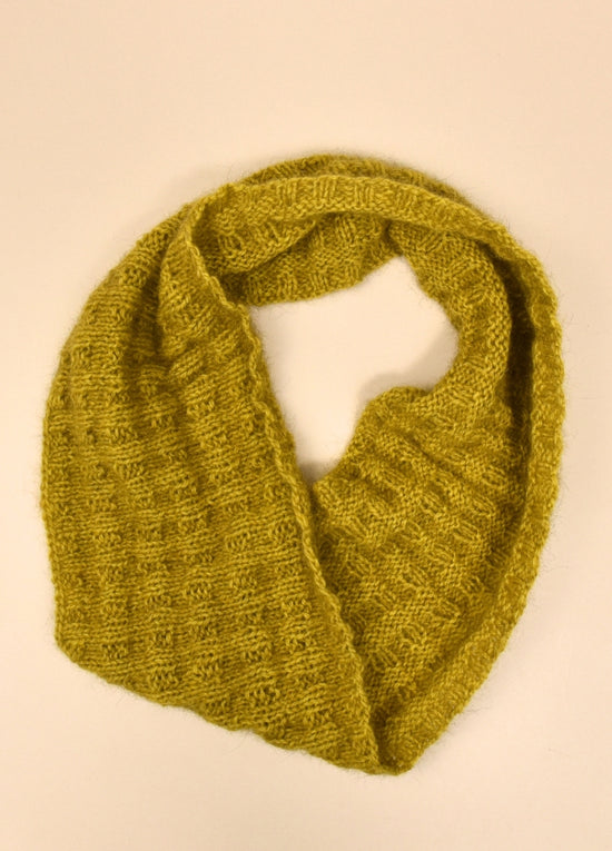 Zealana Ripple Cowl Digital Pattern