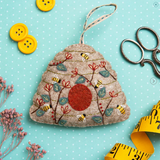 Corinne Lapierre Beehive Felt Craft Mini Kit