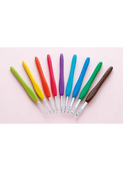 Clover Amour Crochet Hook Set 2-6mm