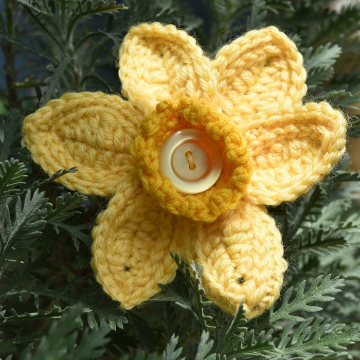 Alison Thompson Crochet Daffodil Digital Pattern