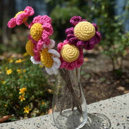 Alison Thompson Crochet Daisy Digital Pattern