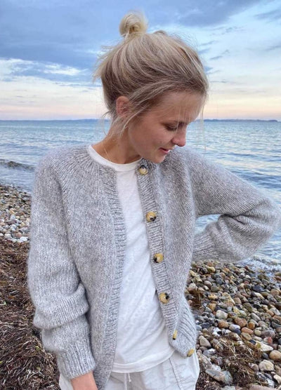 PetiteKnit Novice Cardigan - Chunky Edition Pattern Booklet