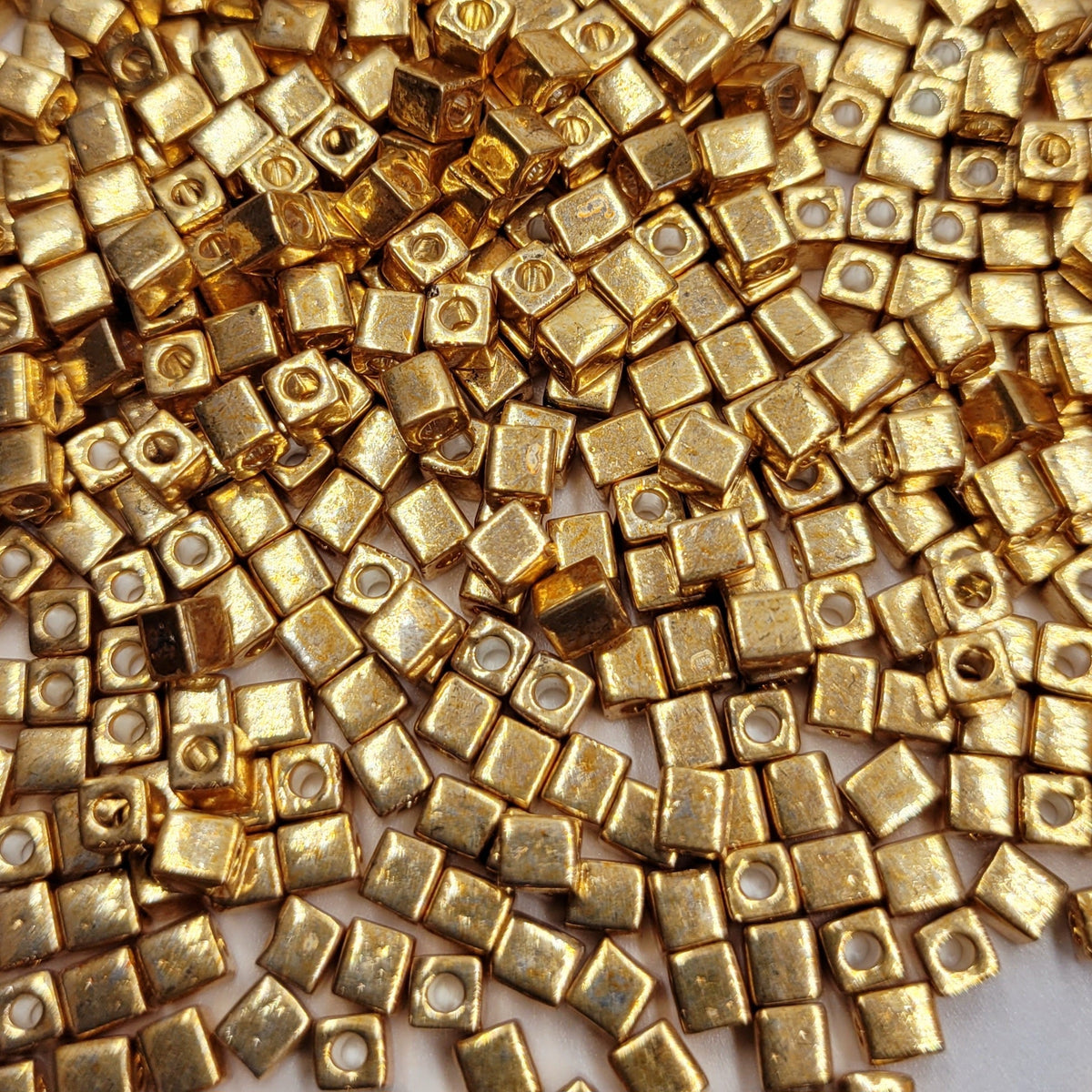 Miyuki Beads Square 4mm